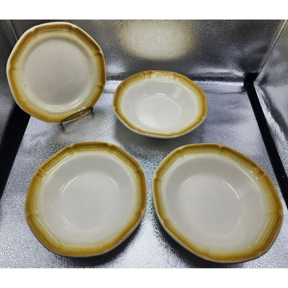 MADE IN THE USA Soup/Cereal/Salad Bowls Scalloped Yellow Rim (3 bowls & 1 plate)